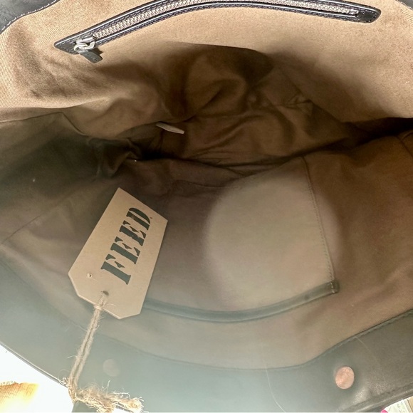 FEED BAG 1 LEATHER TOTE NWT - Picture 12 of 13